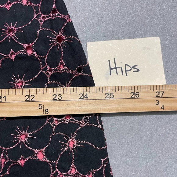 Fashion Bug Size 18 Black Pink Embroidered Eyelet Skirt Dark Whimsigoth Romantic - Picture 7 of 8